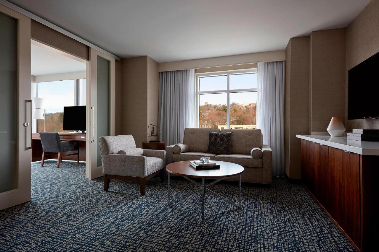 Ithaca Marriott Downtown On The Commons Exterior foto
