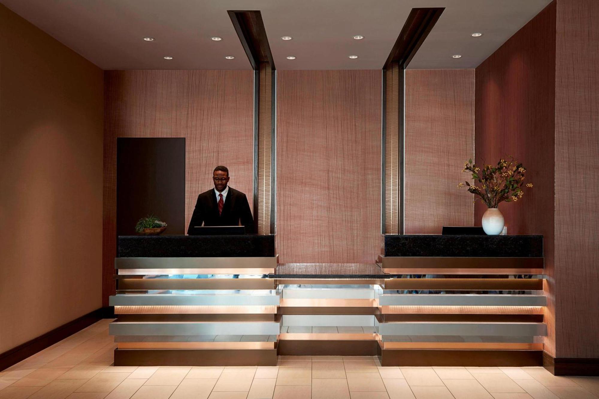 Ithaca Marriott Downtown On The Commons Exterior foto